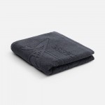 Полотенце на заказ Surpass с рельефным логотипом, среднее