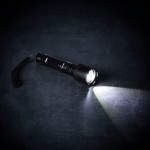 Фонарь аккумуляторный с фокусировкой луча FarSee, черный