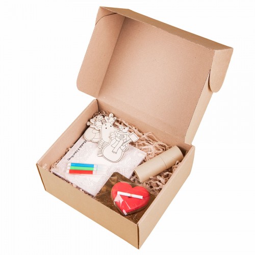 Подарочный набор KID`S ART: коробка, карандаши, раскраска,  игрушки, печенье c предсказанием, разные цвета