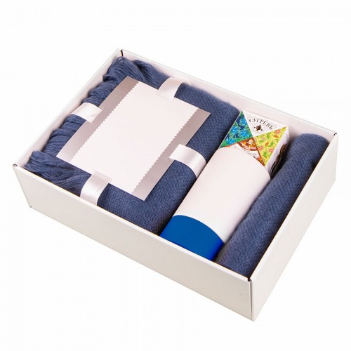 Подарочный набор WARM JOURNEY: коробка, плед, кружка, чай по-уссурийски., белый, синий