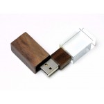 USB-флешка на 32 Гб прямоугольной формы, под гравировку 3D логотипа, материал стекло, с деревянным колпачком красного цвета, красный