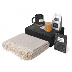 Подарочный набор Re:y. Nest с пледом, кружкой и вареньем