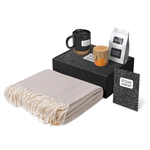 Подарочный набор Re:y. Nest с пледом, кружкой и вареньем