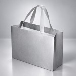 Пакет подарочный с тканевой ламинацией Сатин XL, серебристый 32×23×12 см., серебристые ручки