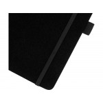 Блокнот Honua форматом A5 из переработанной бумаги с обложкой из переработанного ПЭТ, черный