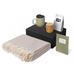 Подарочный набор Re:y. Nest с пледом, кружкой и вареньем