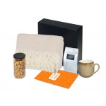 Подарочный набор Re:y. Haven  с пледом, кружкой и чаем