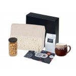 Подарочный набор Re:y. Haven  с пледом, кружкой и чаем